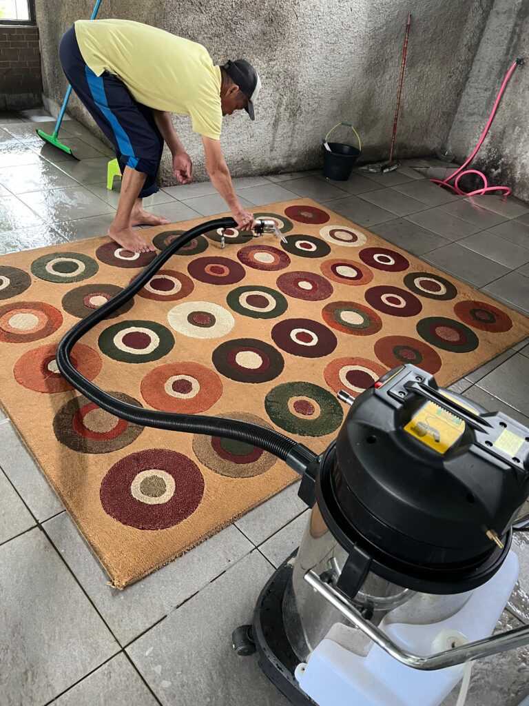 Mesin Sedot Air agar tidak Lembab bau apek Amani Laundry Cisaat Sukabumi