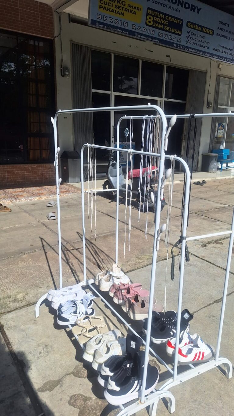 Laundry Sepatu Cisaat: Jasa Cuci Sepatu Rekomendasi Terdekat
